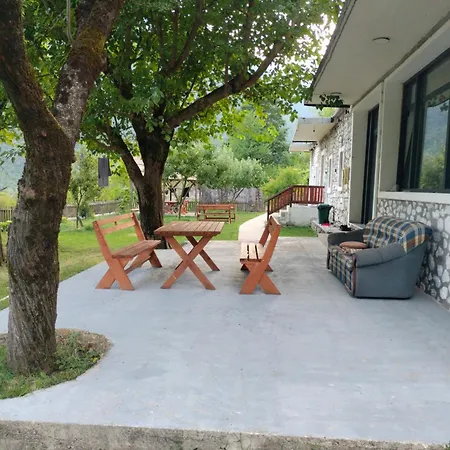 Stomici Bed and breakfast