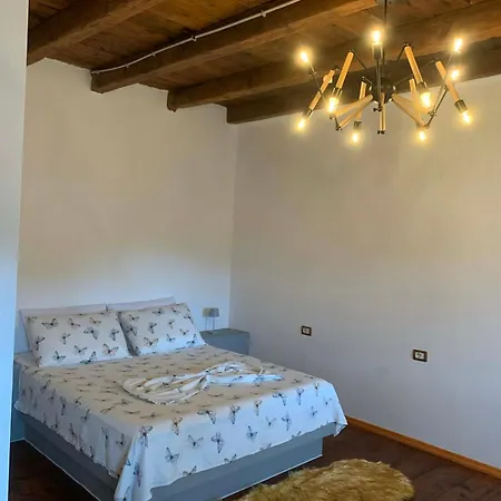 Stomici 3* Nderlysaj