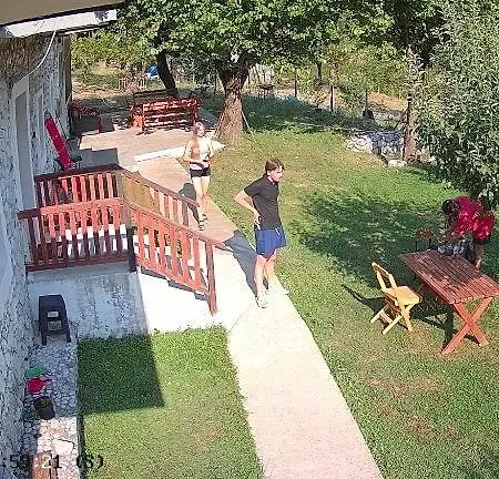 לינה וארוחת בוקר Stomici Nderlysaj