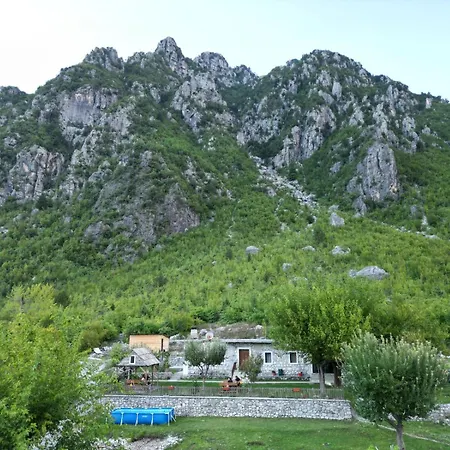 Bed & Breakfast Stomici 3*