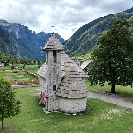 Stomici לינה וארוחת בוקר Nderlysaj