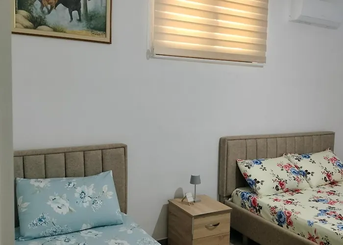 Stomici Bed & Breakfast Nderlysaj