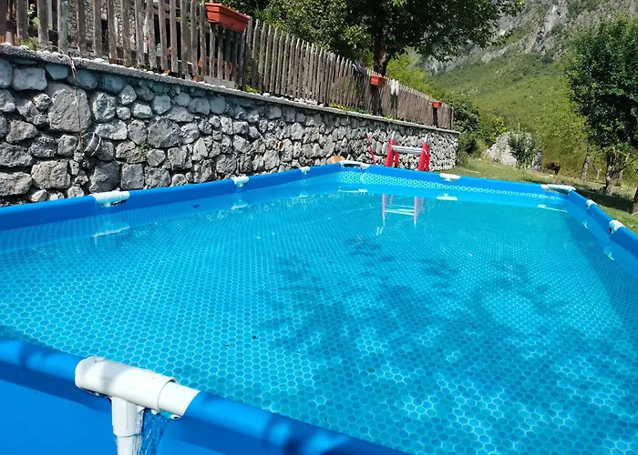 Bed & Breakfast Stomici 3*